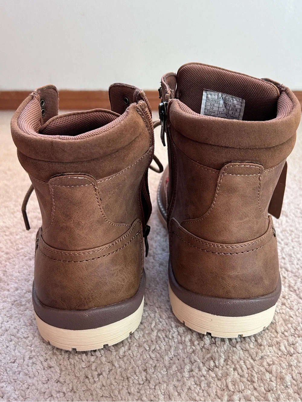 Vostey nwt men’s